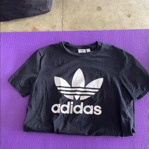 Adidas T-Shirt